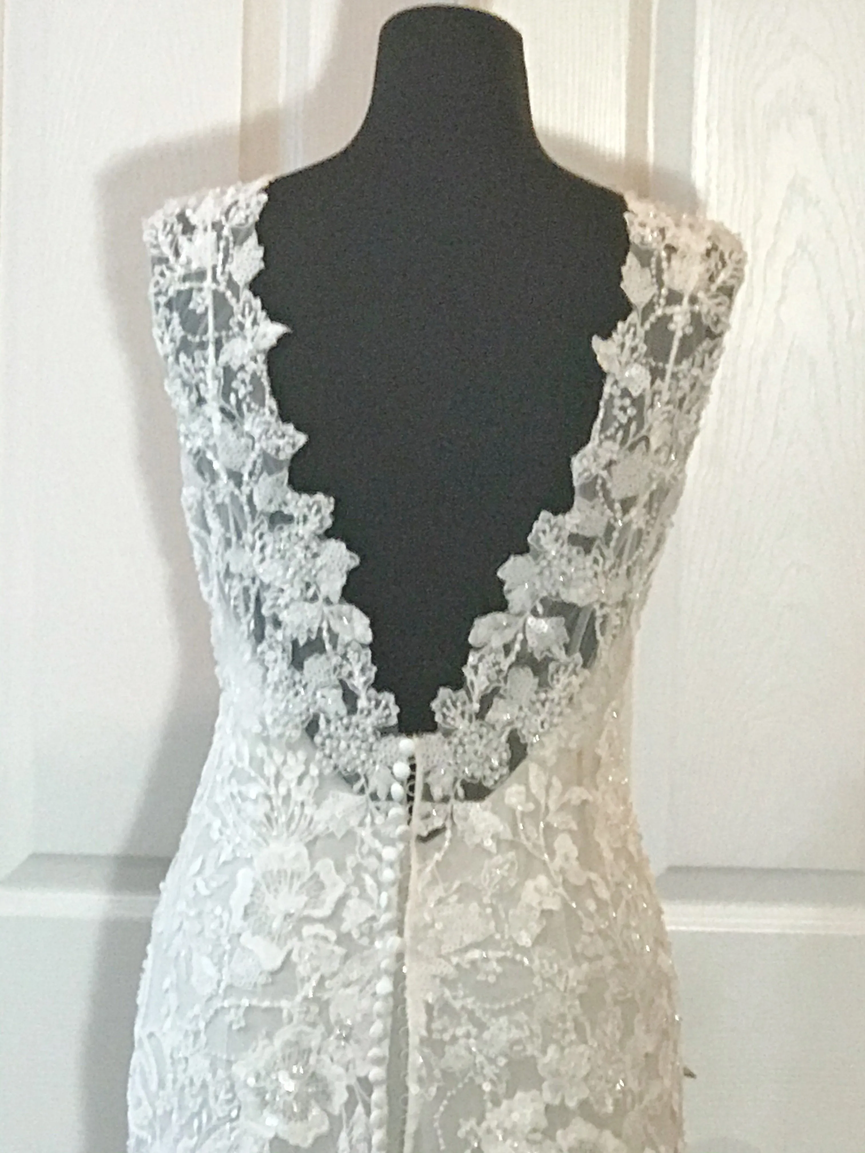 Allure Bridals style 9670