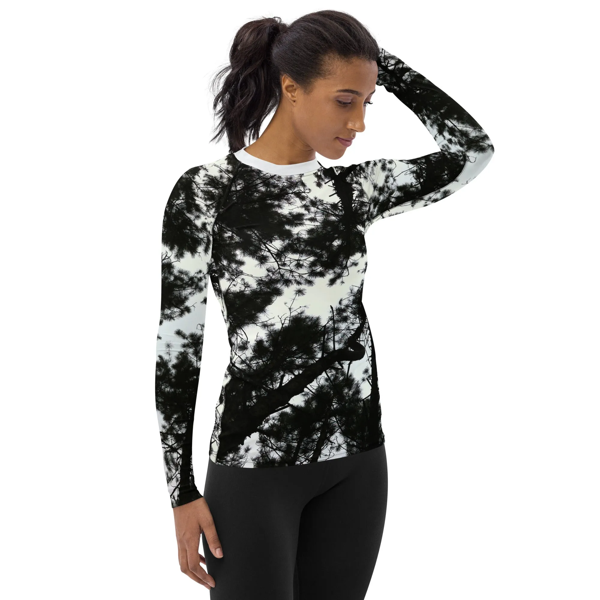 Black & White Runners Activewear Top. Alpine Air- Long Sleeved Rashguard Top. Women's Fitness Wear WickedYo.