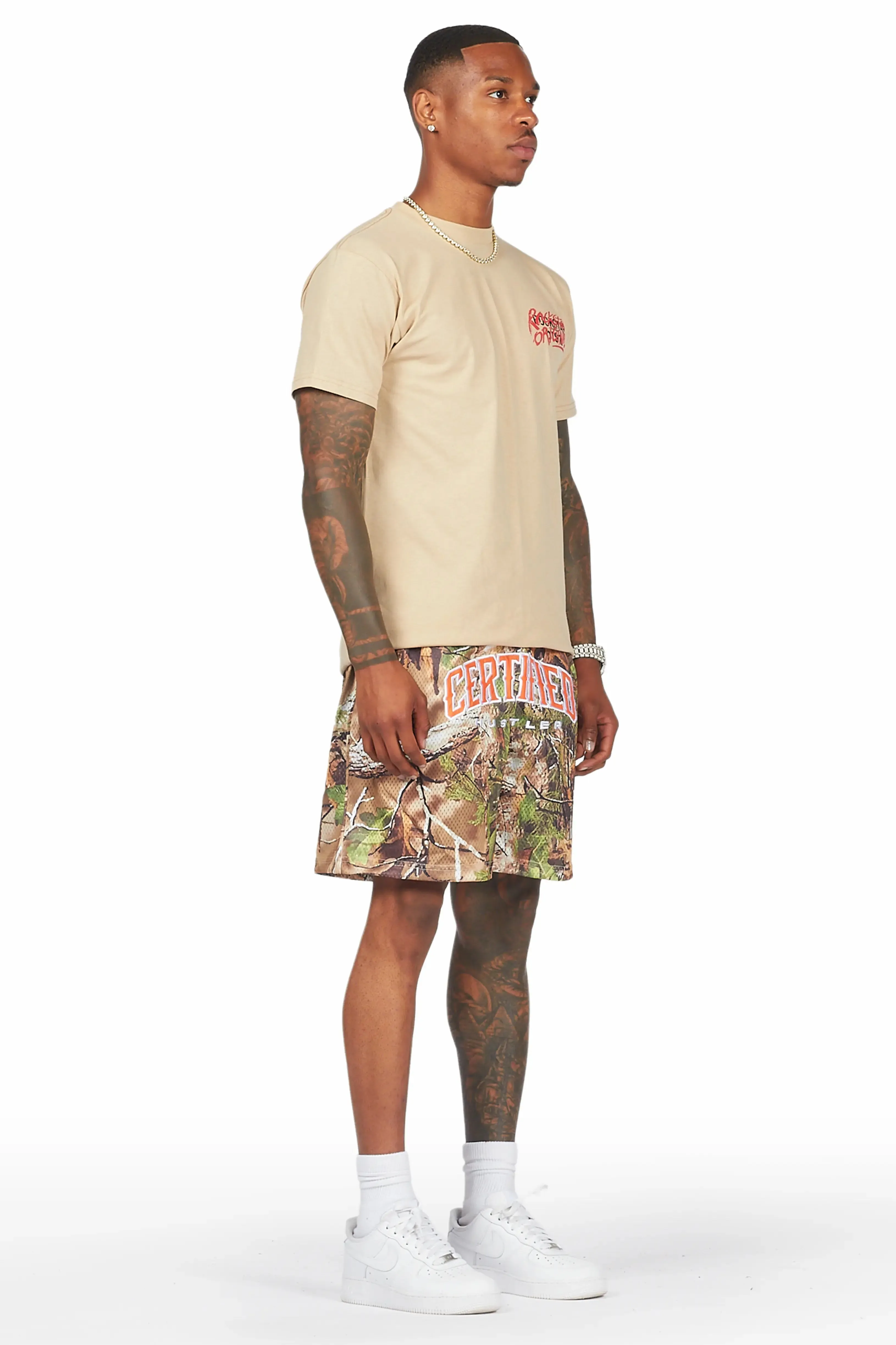 Ceri Olive Graphic Short