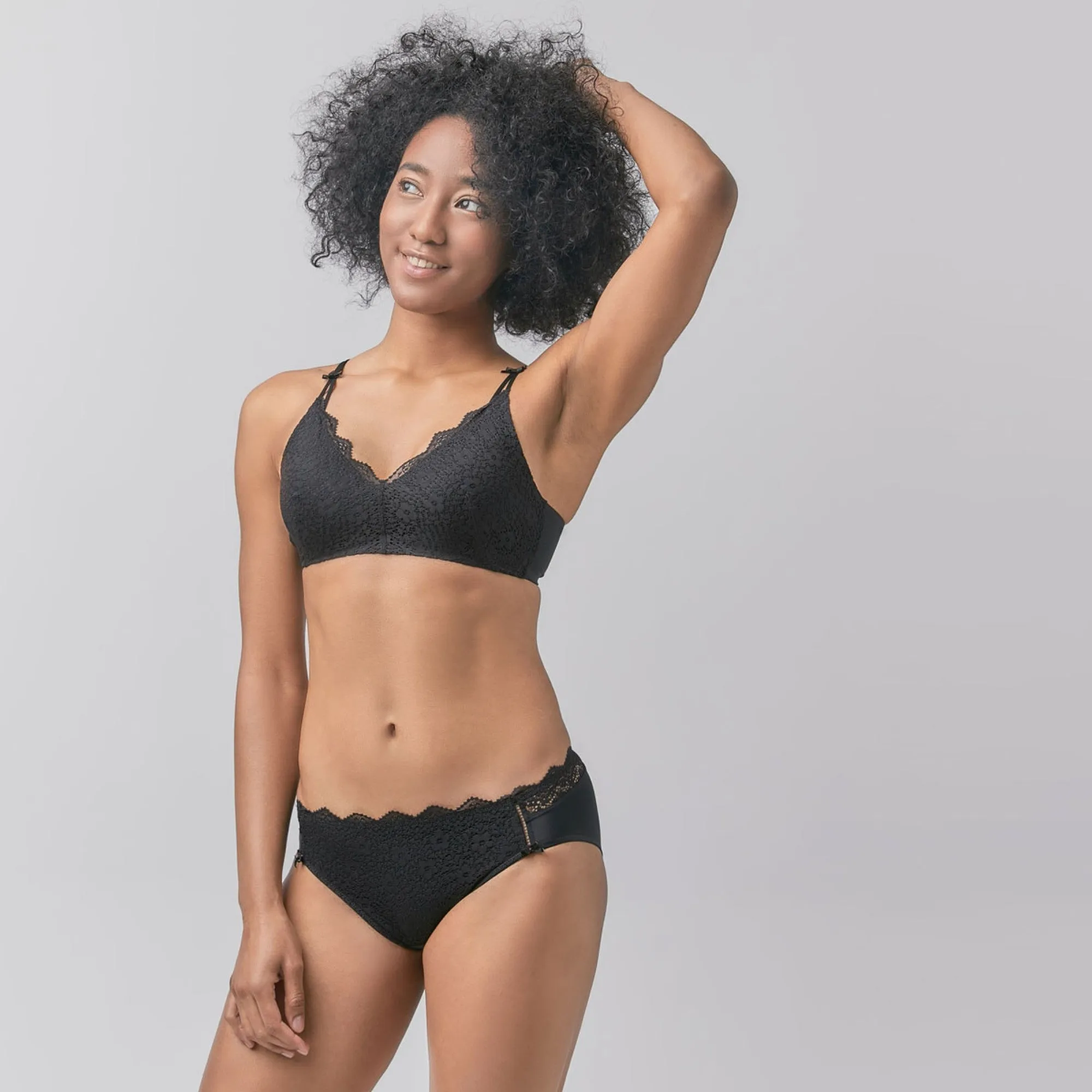 Invisible Extra Skin Lace Bralette - Black