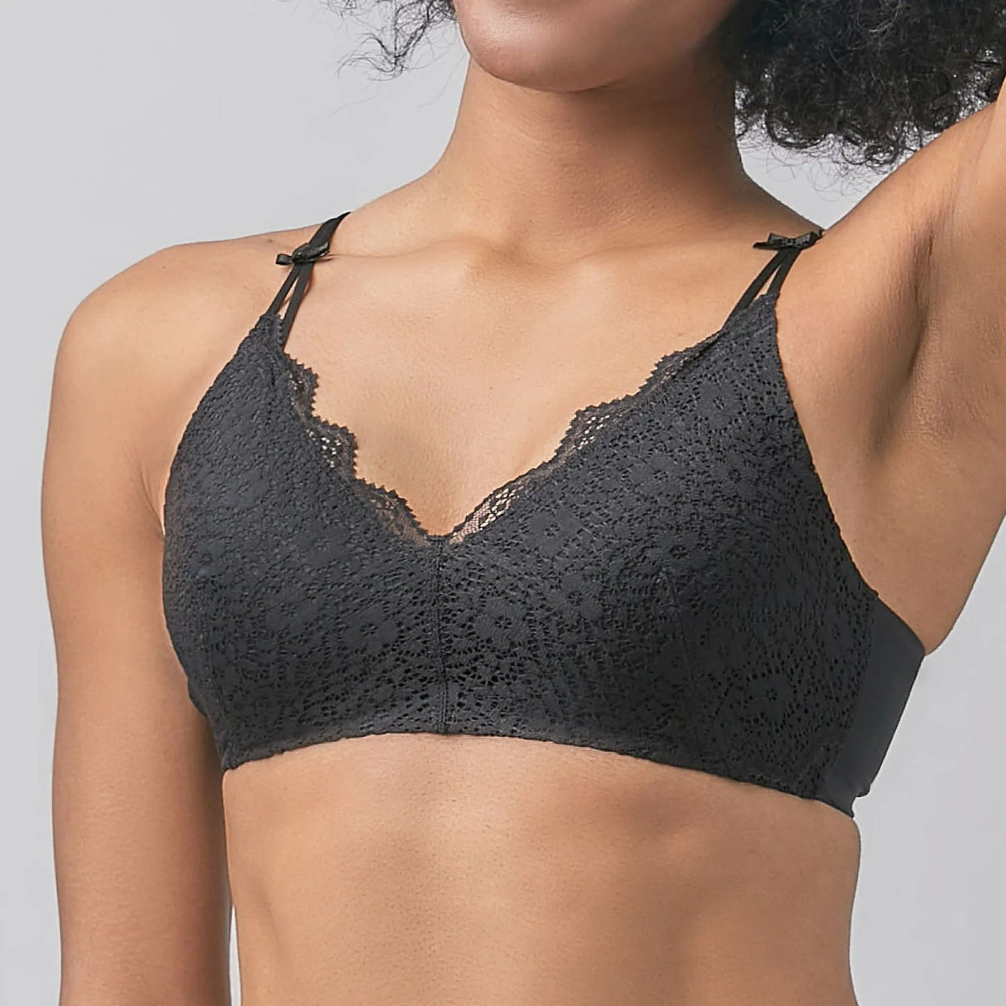 Invisible Extra Skin Lace Bralette - Black