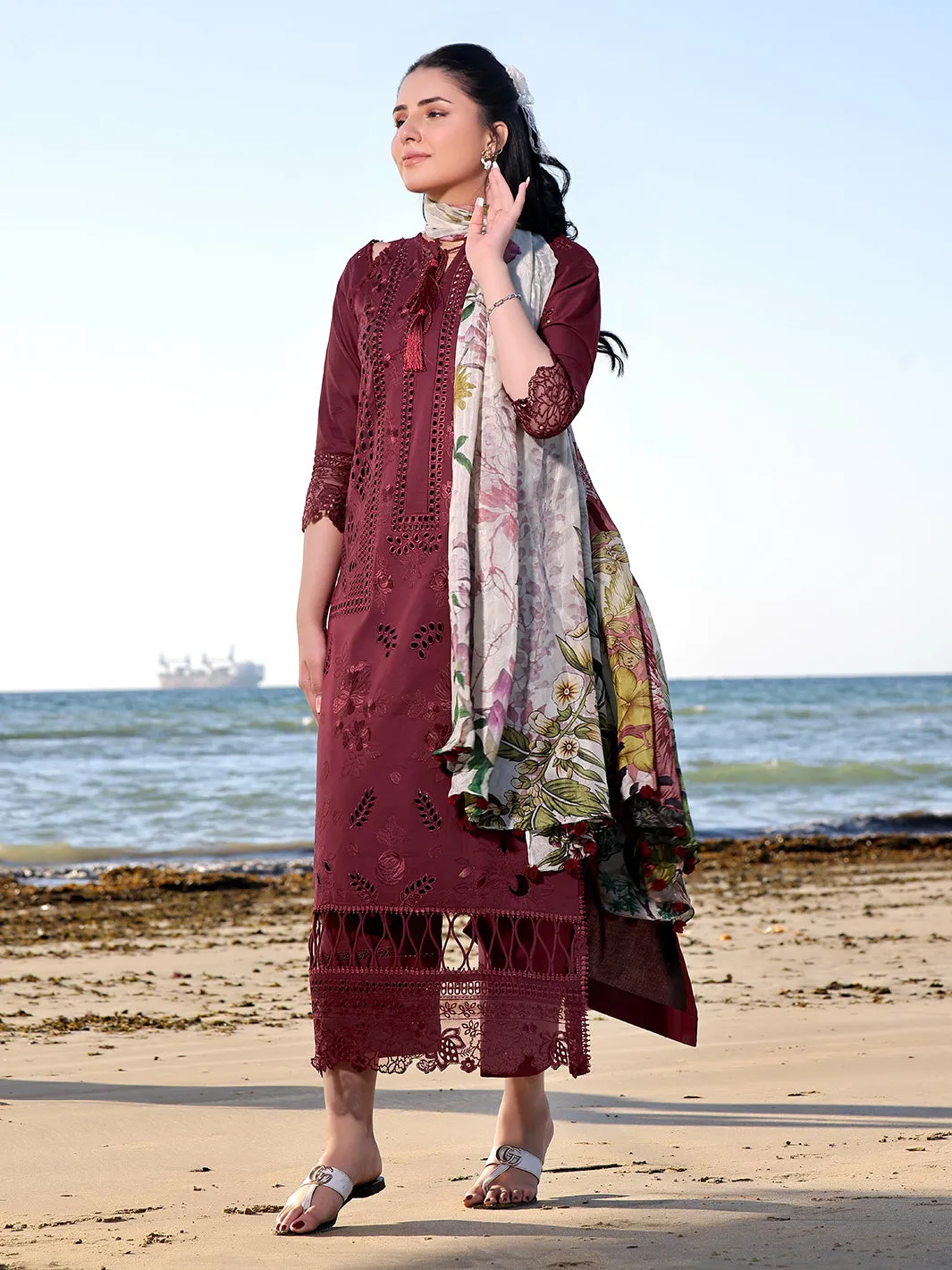 Izel | Saahil Signature Lawn 24 | LALEEN