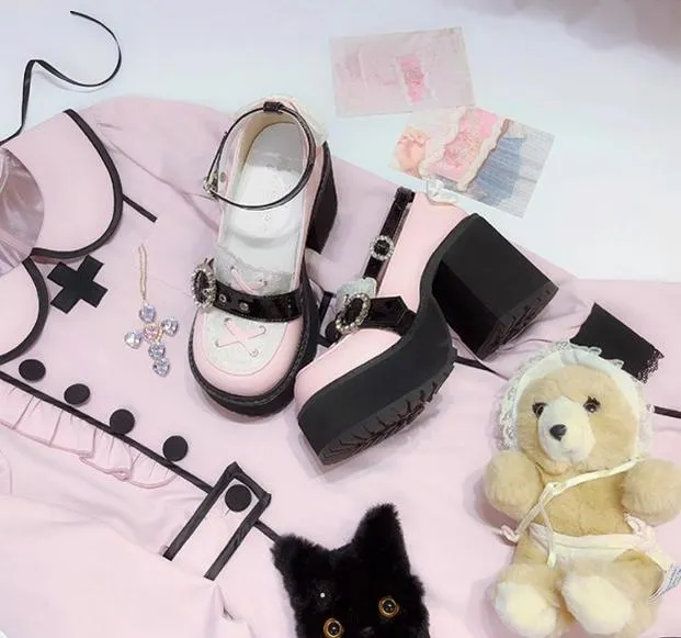 Jirai Kei Black/Pink Platform Shoes With Rhinestones