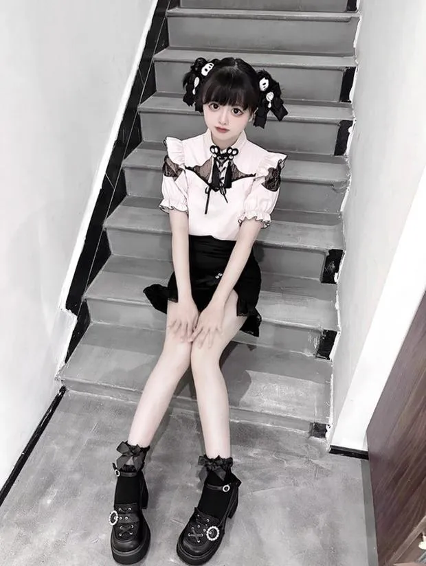 Jirai Kei Black/Pink Platform Shoes With Rhinestones