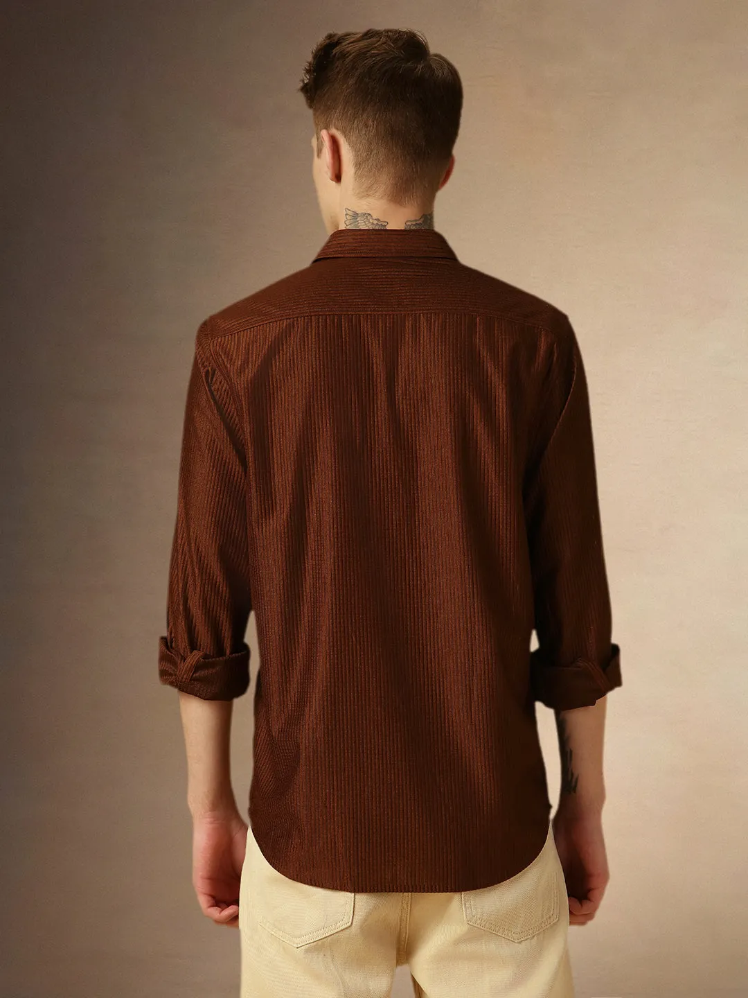 Men's Brown Solid Spread Collar Full Sleeves Relaxed Fit Corduroy/Textured Shirt