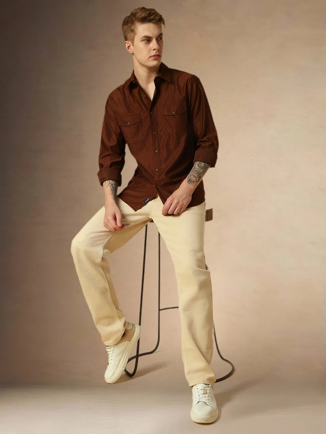 Men's Brown Solid Spread Collar Full Sleeves Relaxed Fit Corduroy/Textured Shirt