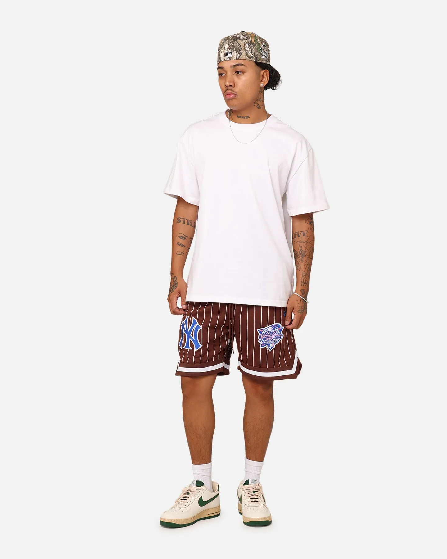 New Era New York Yankees Mesh Pinstripe Shorts Brown
