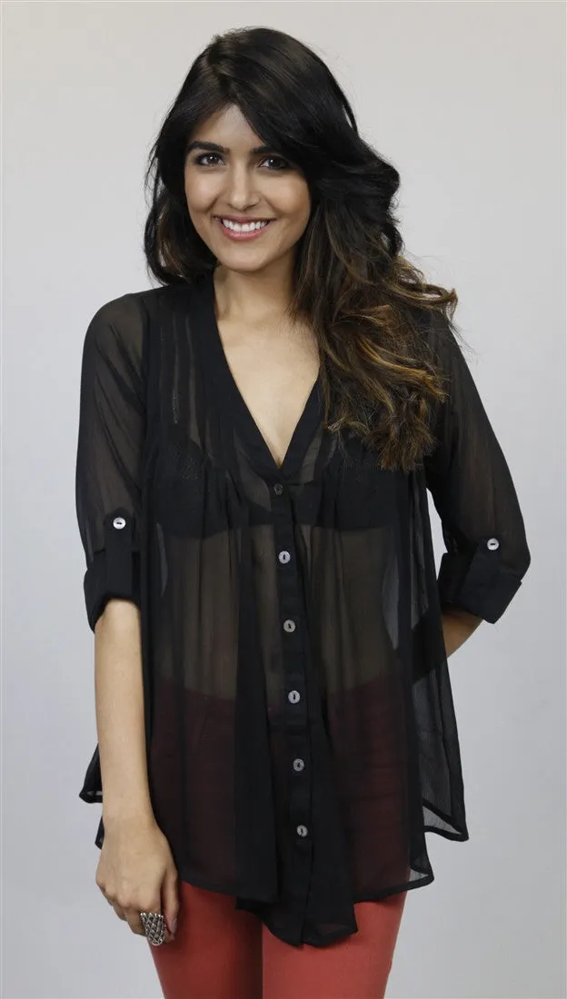 Olive & Oak Pleated V-neck Blouse in Black