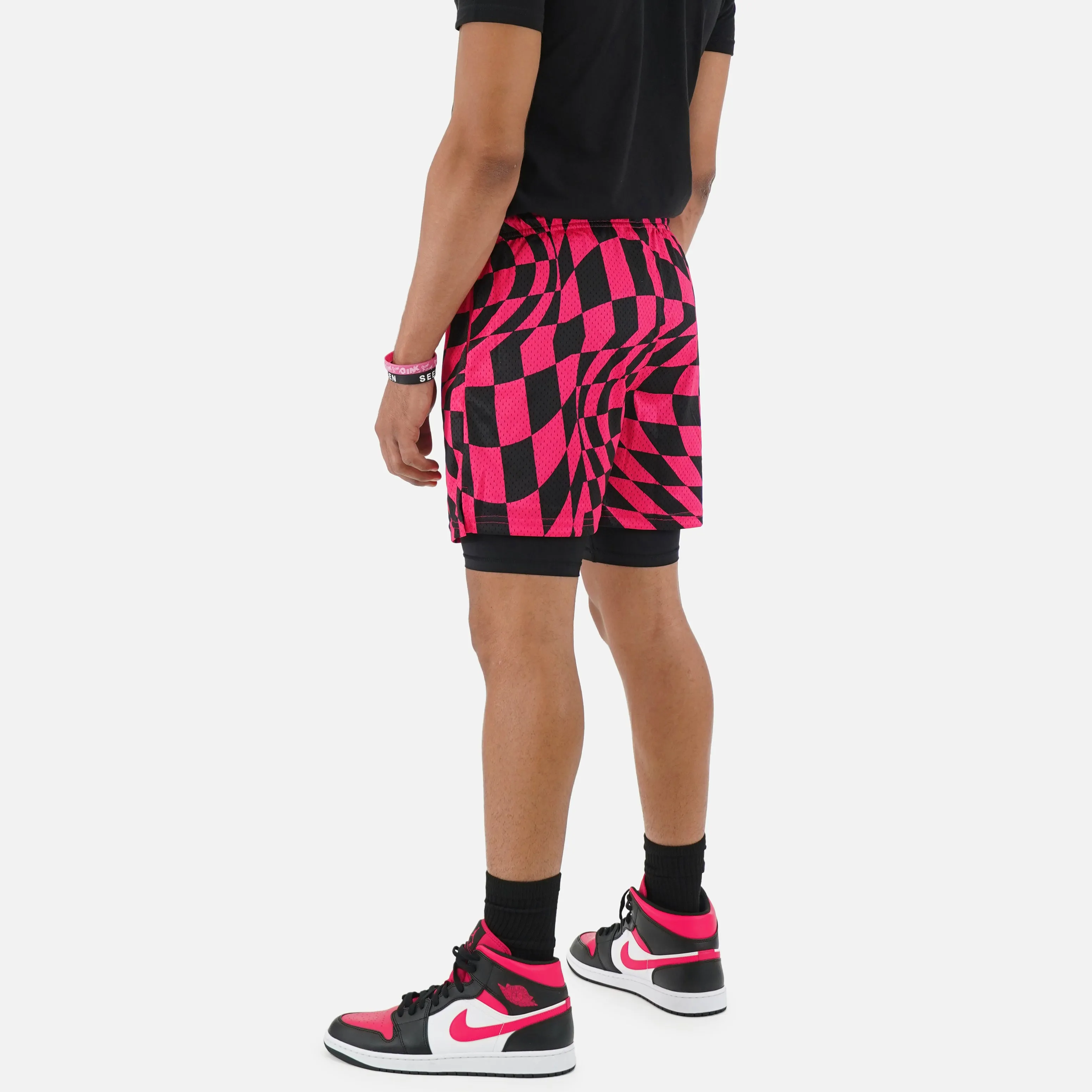 Pink Warped Checkered Shorts - 7"