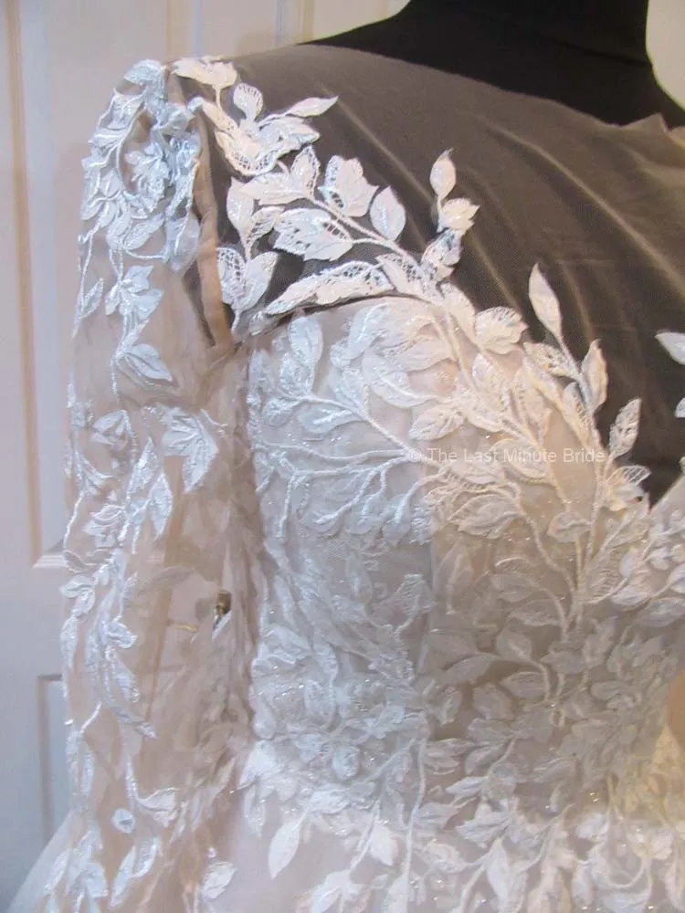 The Last Minute Bride style Alicia