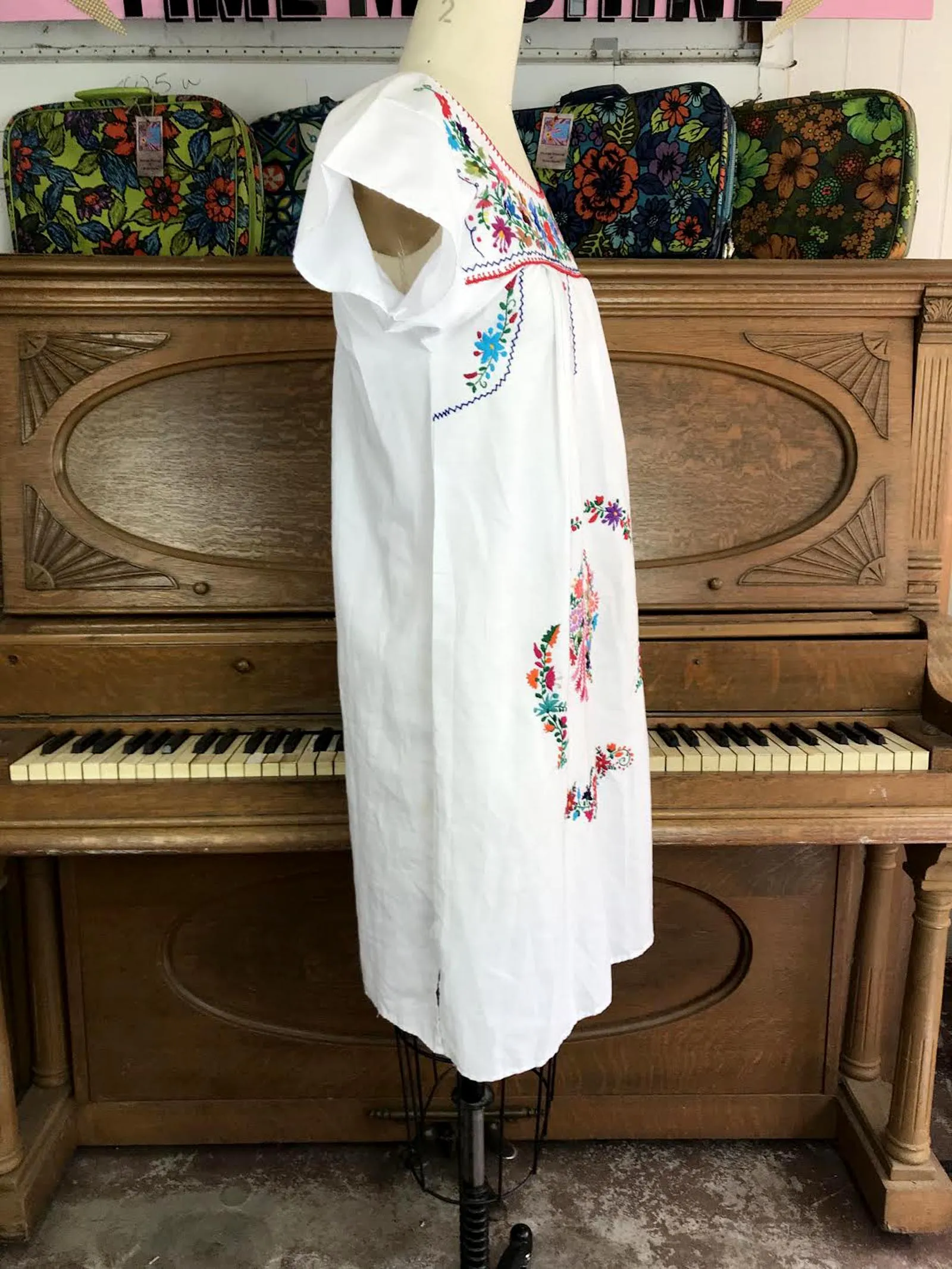 Vintage | Mexican MuuMuu Woven Hand Embroidered Ethnic Dress Boho Festival | S